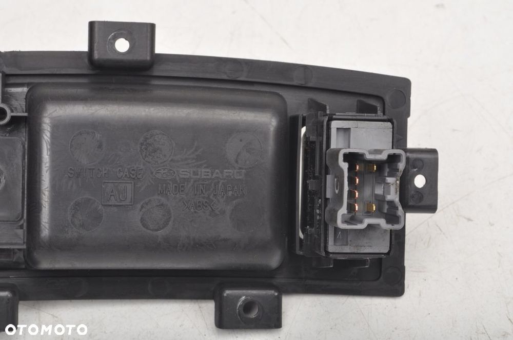 SUBARU LEGACY V PANEL PODGRZEWANYCH FOTELI - 2