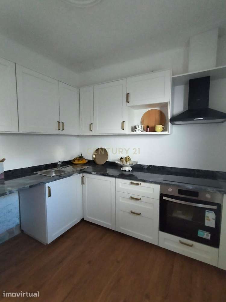 MORADIA T2 COM GARAGEM - Grande imagem: 4/8