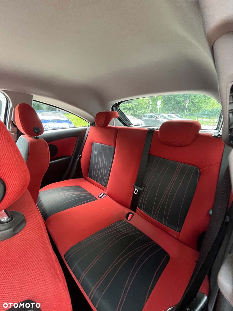 Opel Corsa - 11
