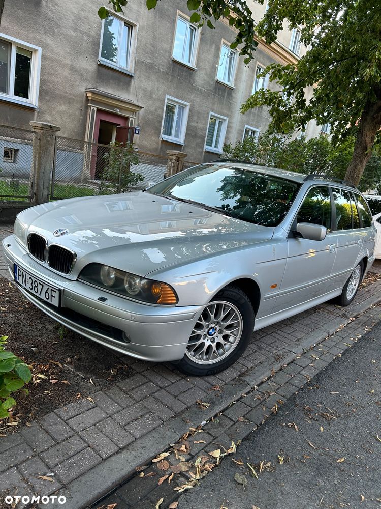 BMW Seria 5 520i - 1