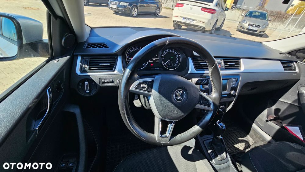 Skoda RAPID 1.4 TDI DPF Ambition DSG - 10