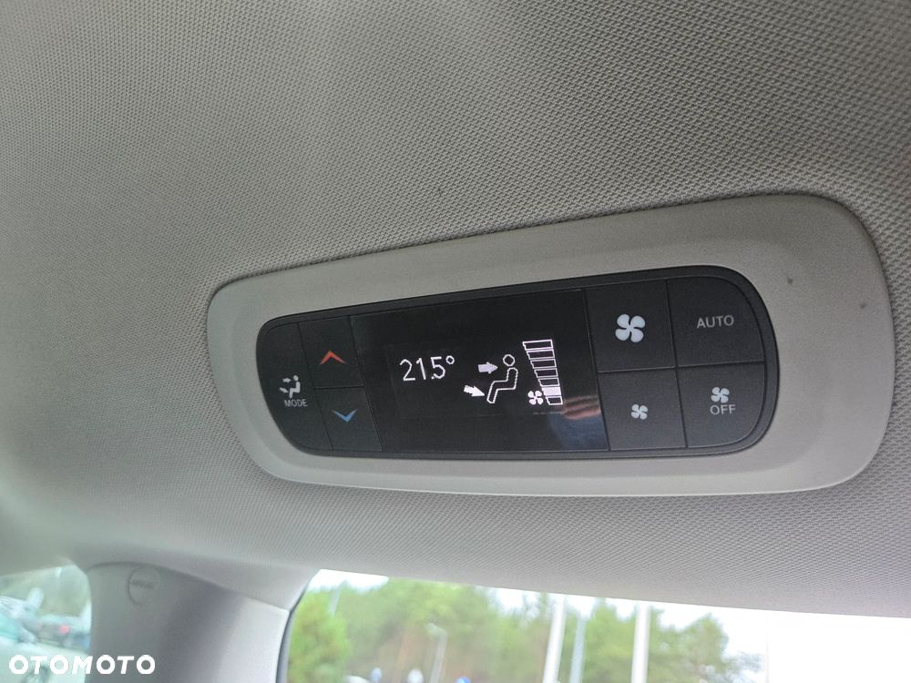 Chrysler Pacifica - 17