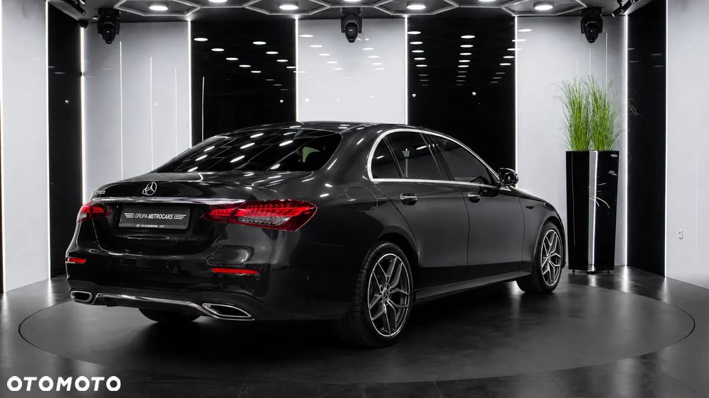 Mercedes-Benz Klasa E 300 AMG/Avantgarde - 5