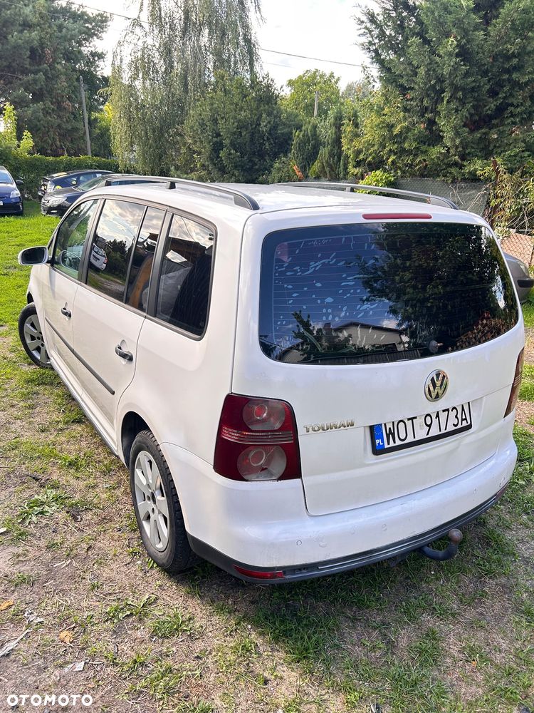 Volkswagen Touran 1.9 TDI Welcome - 3