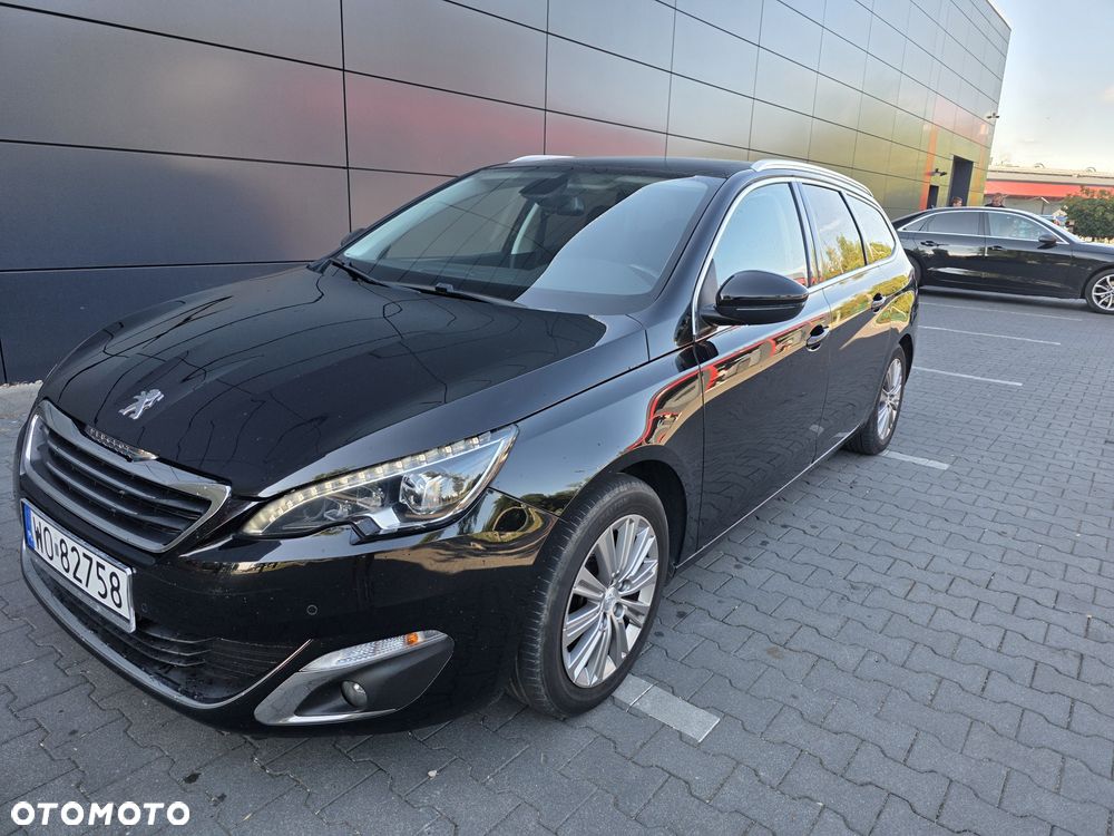Peugeot 308 - 1