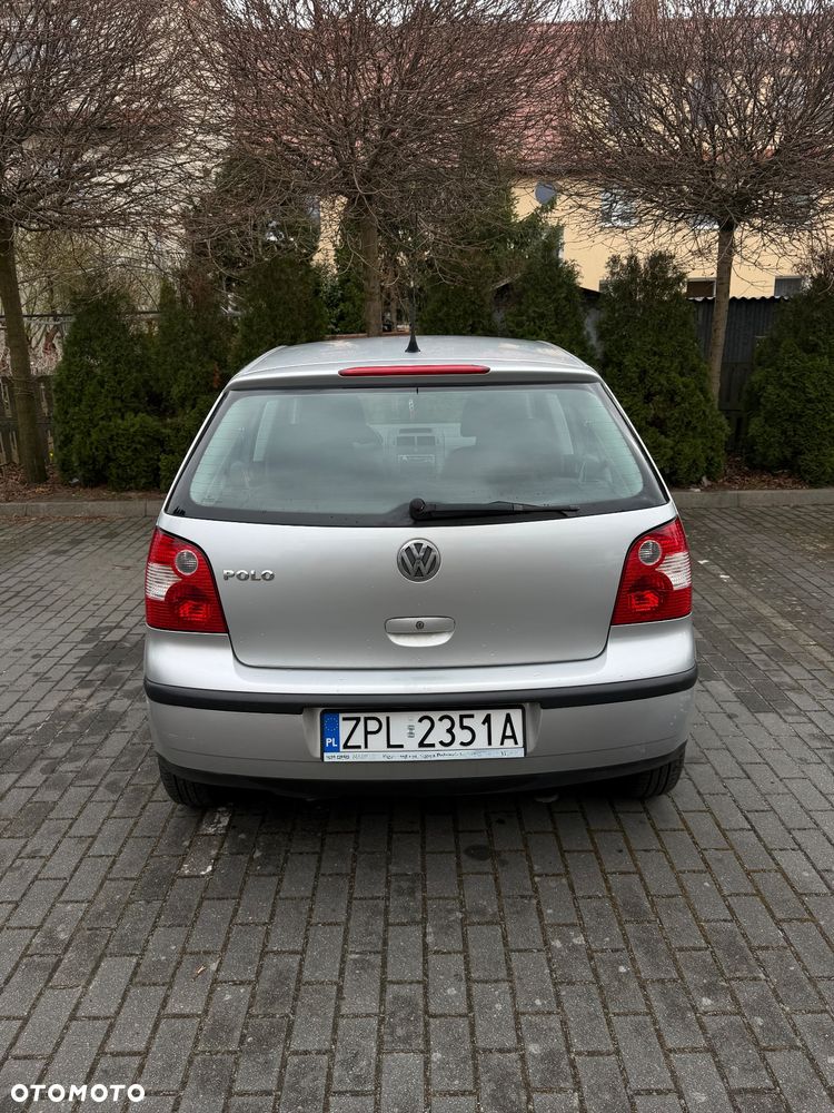 Volkswagen Polo 1.2 Comfortline - 4