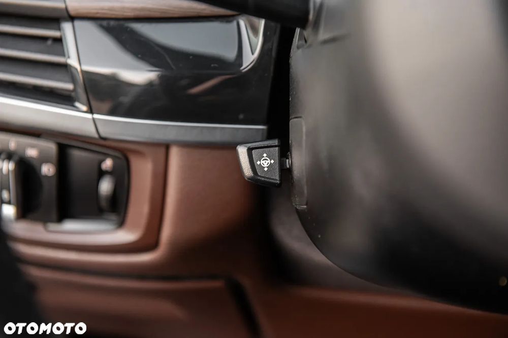 BMW X5 xDrive30d - 24