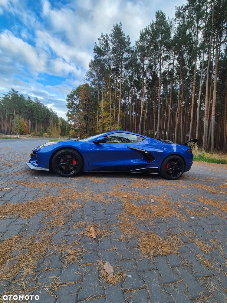 Chevrolet Corvette - 3