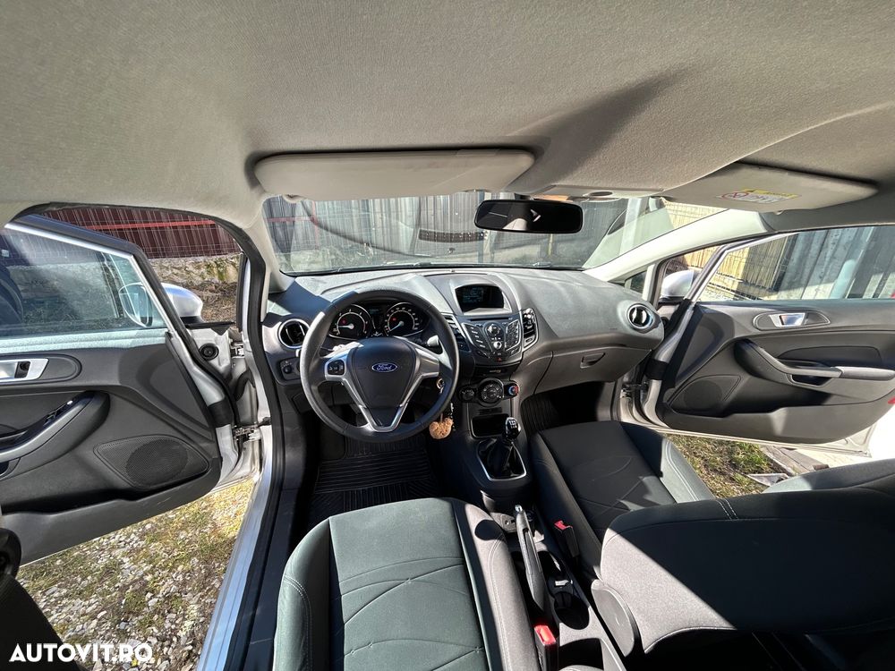 Ford Fiesta 1.5 TDCi DPF Trend - 37