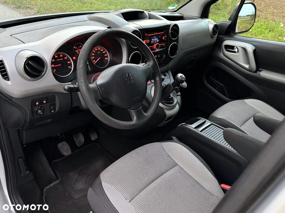 Peugeot Partner 98 VTi Family - 13