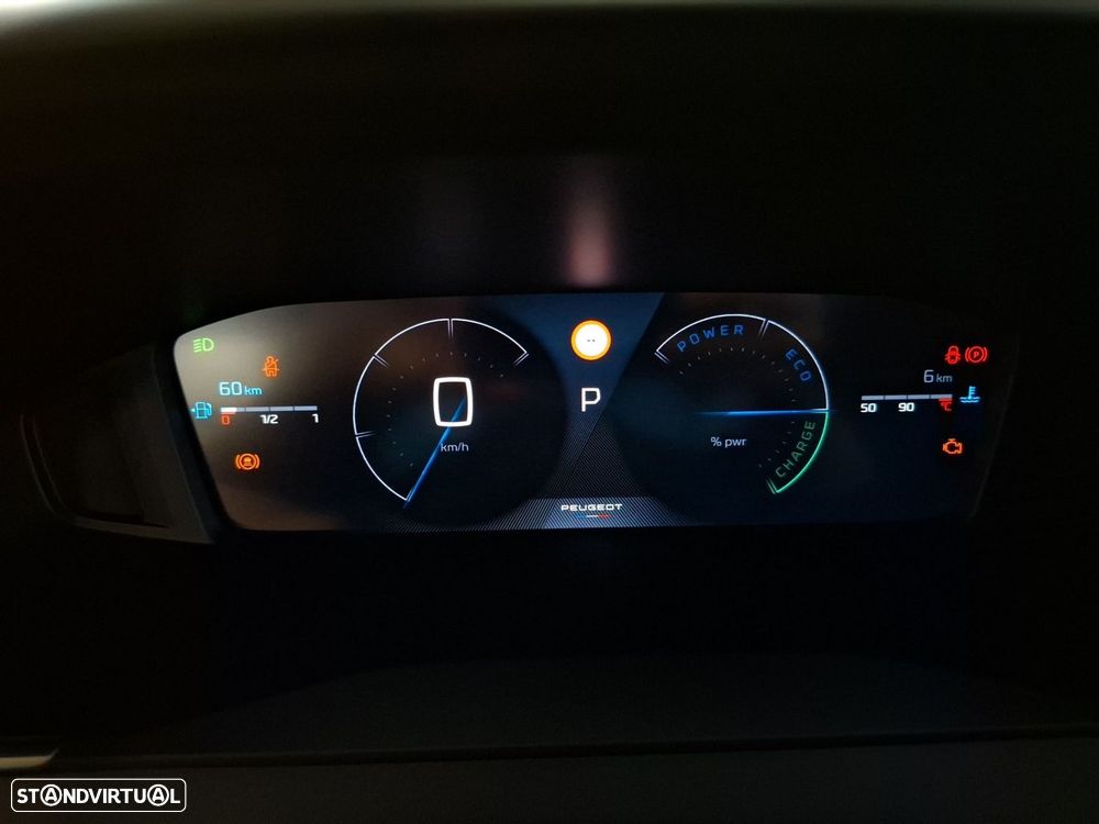 Peugeot 2008 1.2 Hybrid Allure e-DCS6 - 19