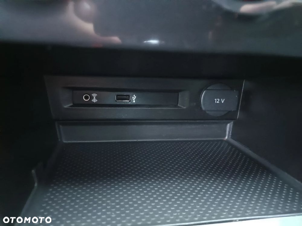 Volkswagen Tiguan 2.0 TDI SCR R-Line - 16