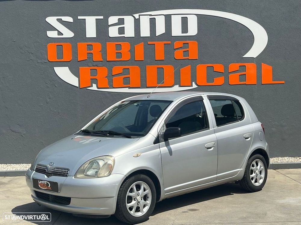 Toyota Yaris 1.0 Base C/Radio - 1