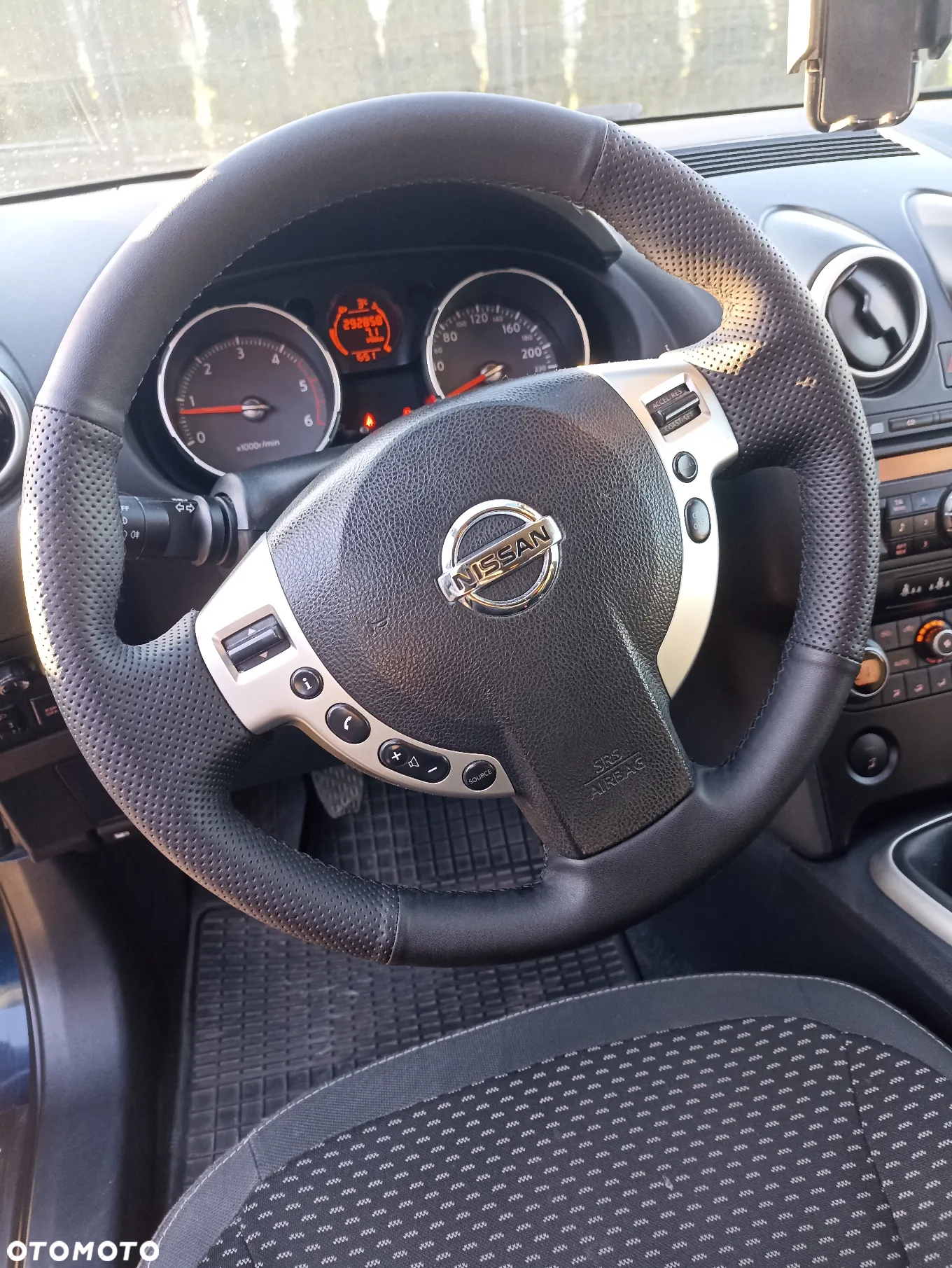 Nissan Qashqai - 13