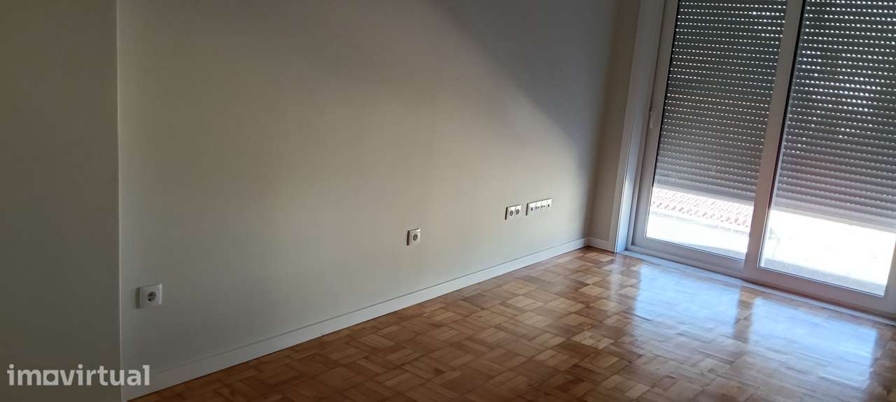 Apartamento T2 - Grande imagem: 3/14