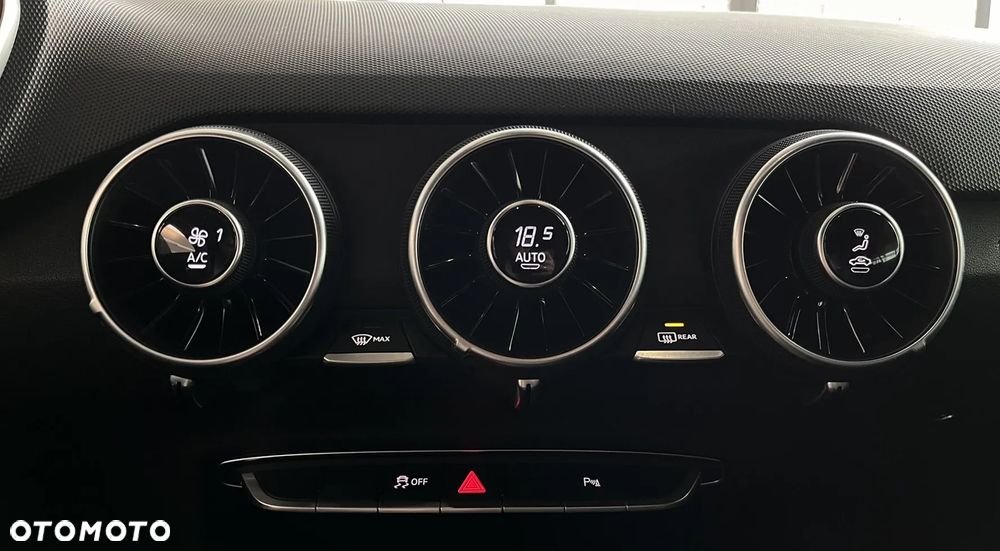 Audi TT RS Coupé - 16