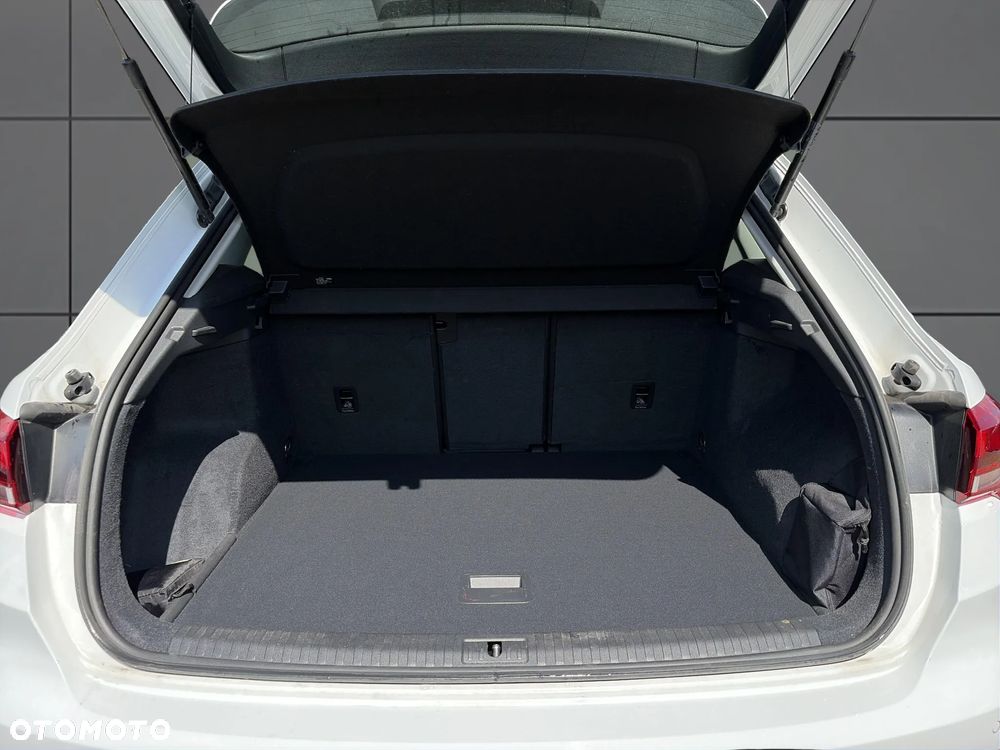 Audi Q3 35 TFSI mHEV S tronic - 20