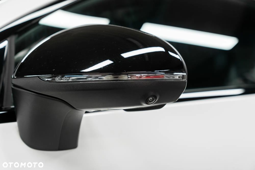 Mercedes-Benz CLE 300 mHEV 4-Matic AMG Line - 6