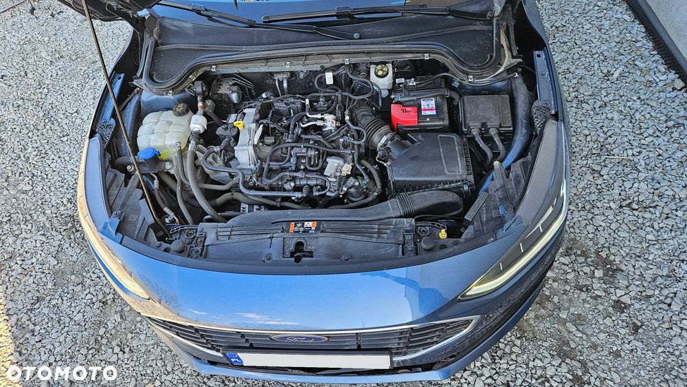 Ford Focus 1.0 EcoBoost Titanium X - 11