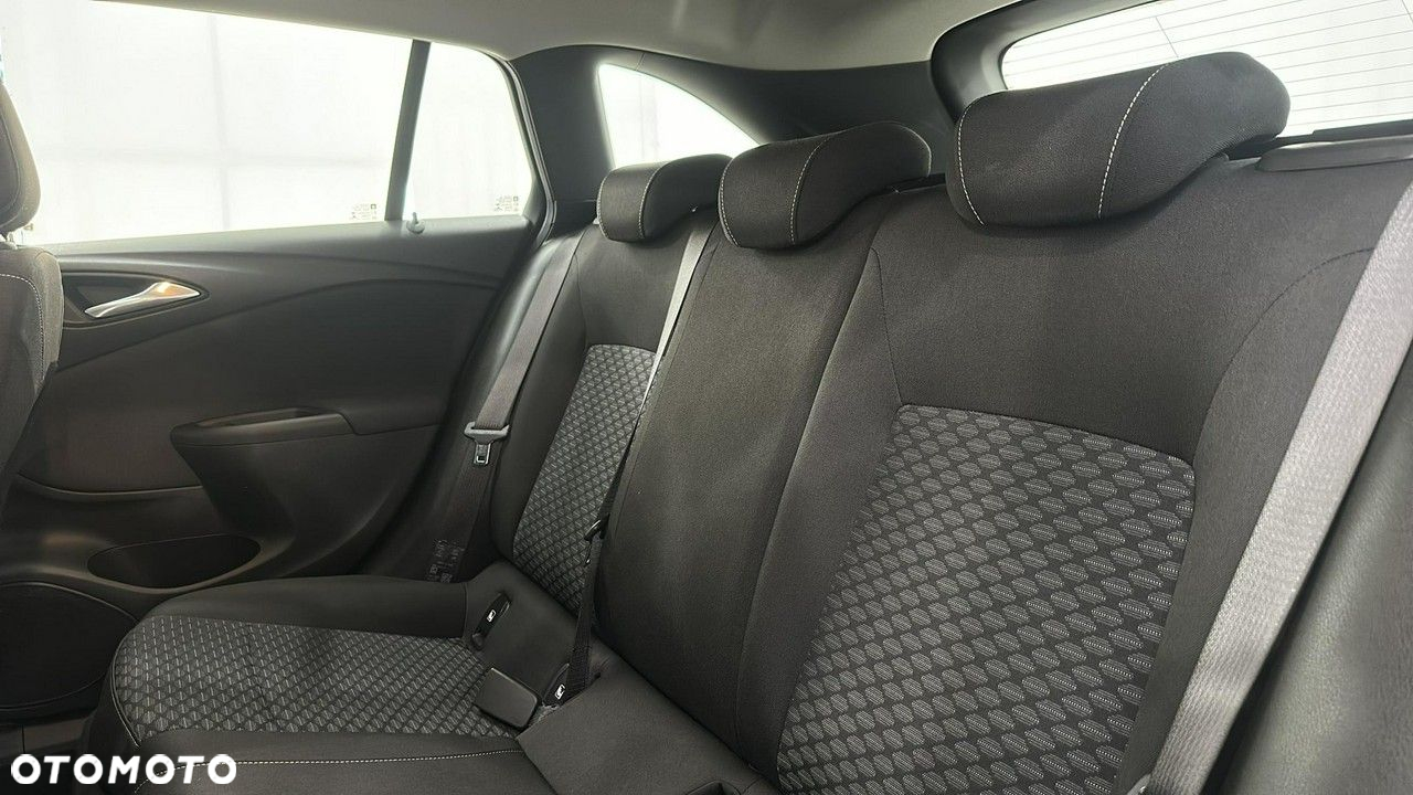 Opel Astra - 12