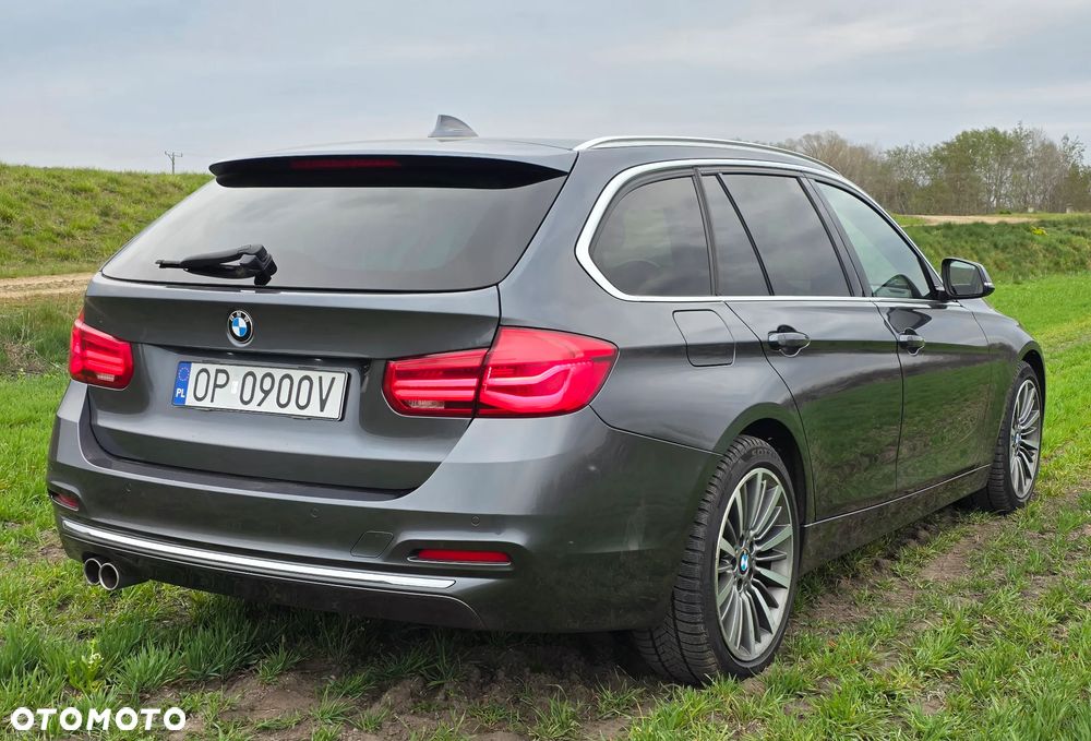 BMW Seria 3 320i xDrive Luxury Line - 2