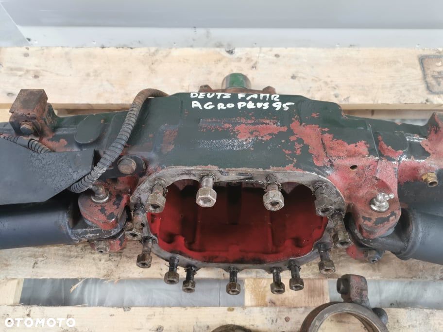 Deutz-fahr Agroplus {Belka osi przedniej Carraro} - 8
