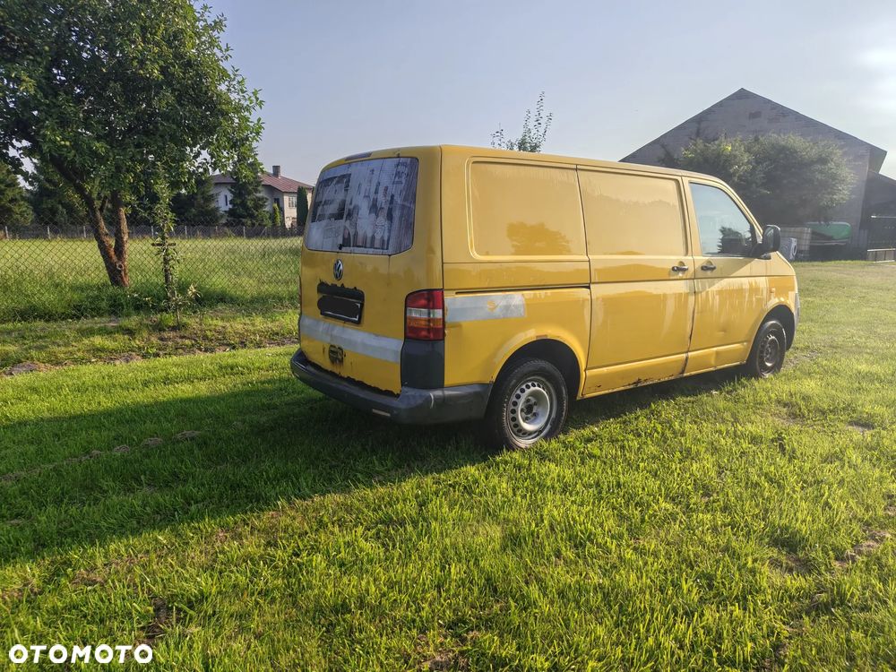 Volkswagen Transporter - 4