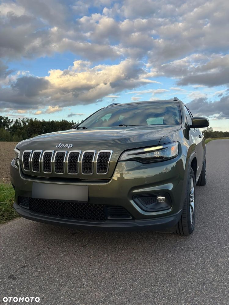 Jeep Cherokee - 3