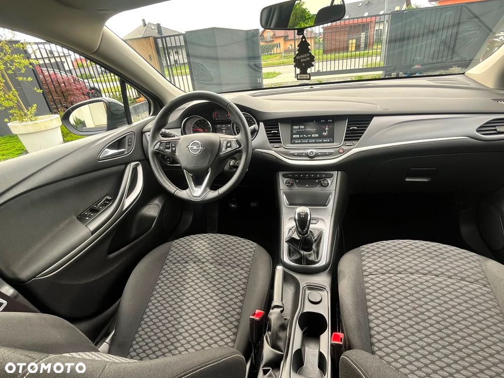 Opel Astra 1.0 T Enjoy S&S - 17