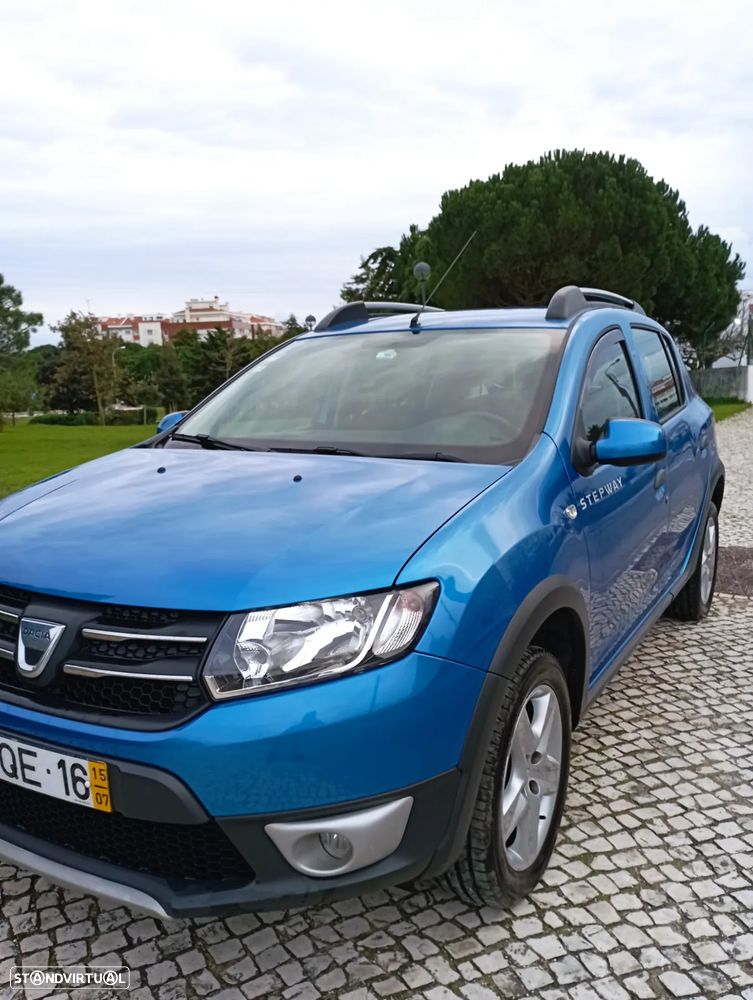 Dacia Sandero 1.5 dCi Stepway - 1