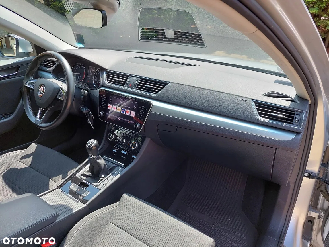 Skoda Superb 1.5 TSI Ambition - 9