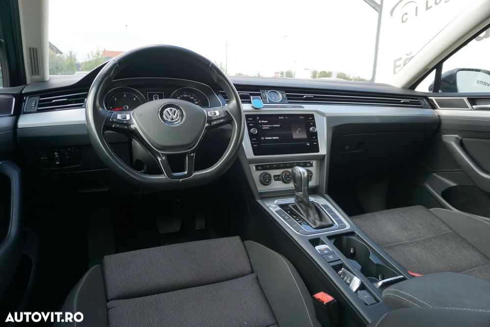 Volkswagen Passat 2.0 TDI DSG (BlueMotion Technology) Comfortline - 10