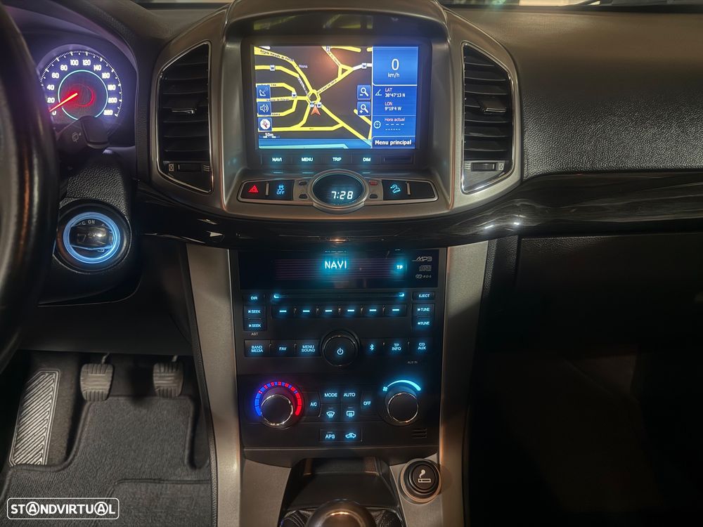 Chevrolet Captiva 2.2 VCDi Seven Xtreme 164g 7L - 29