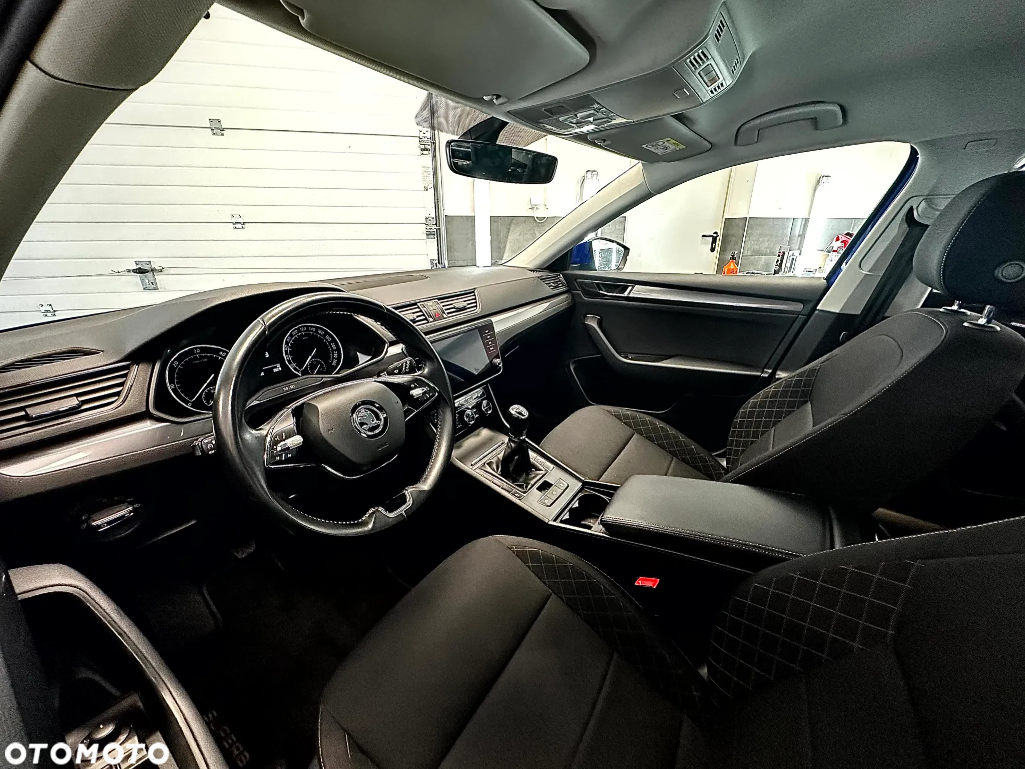 Skoda Superb 2.0 TDI SCR Active - 7