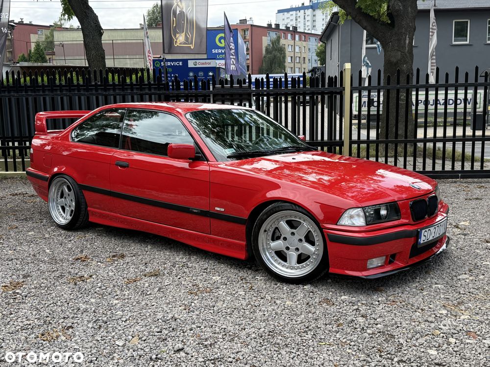 BMW Seria 3 320i - 1
