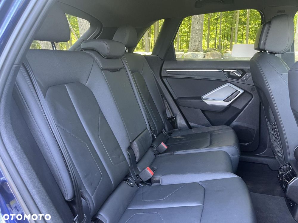 Audi Q3 - 23