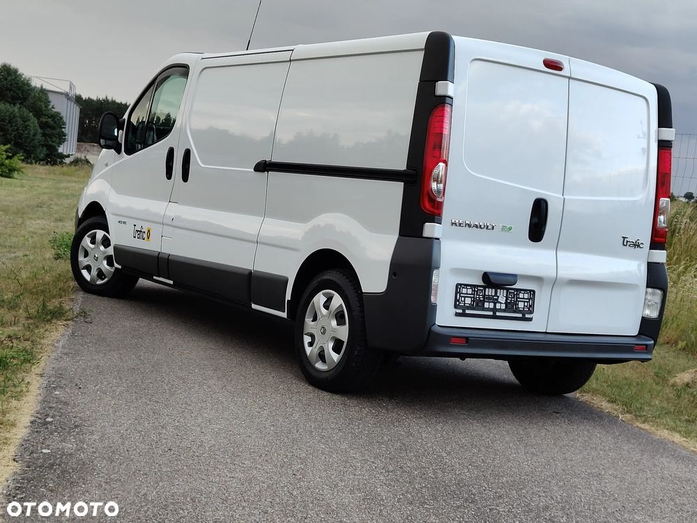 Renault Trafic - 10