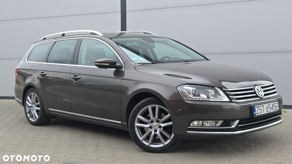 Volkswagen Passat Variant 2.0 TDI 4Motion DSG BlueMotion Tech Highline - 15