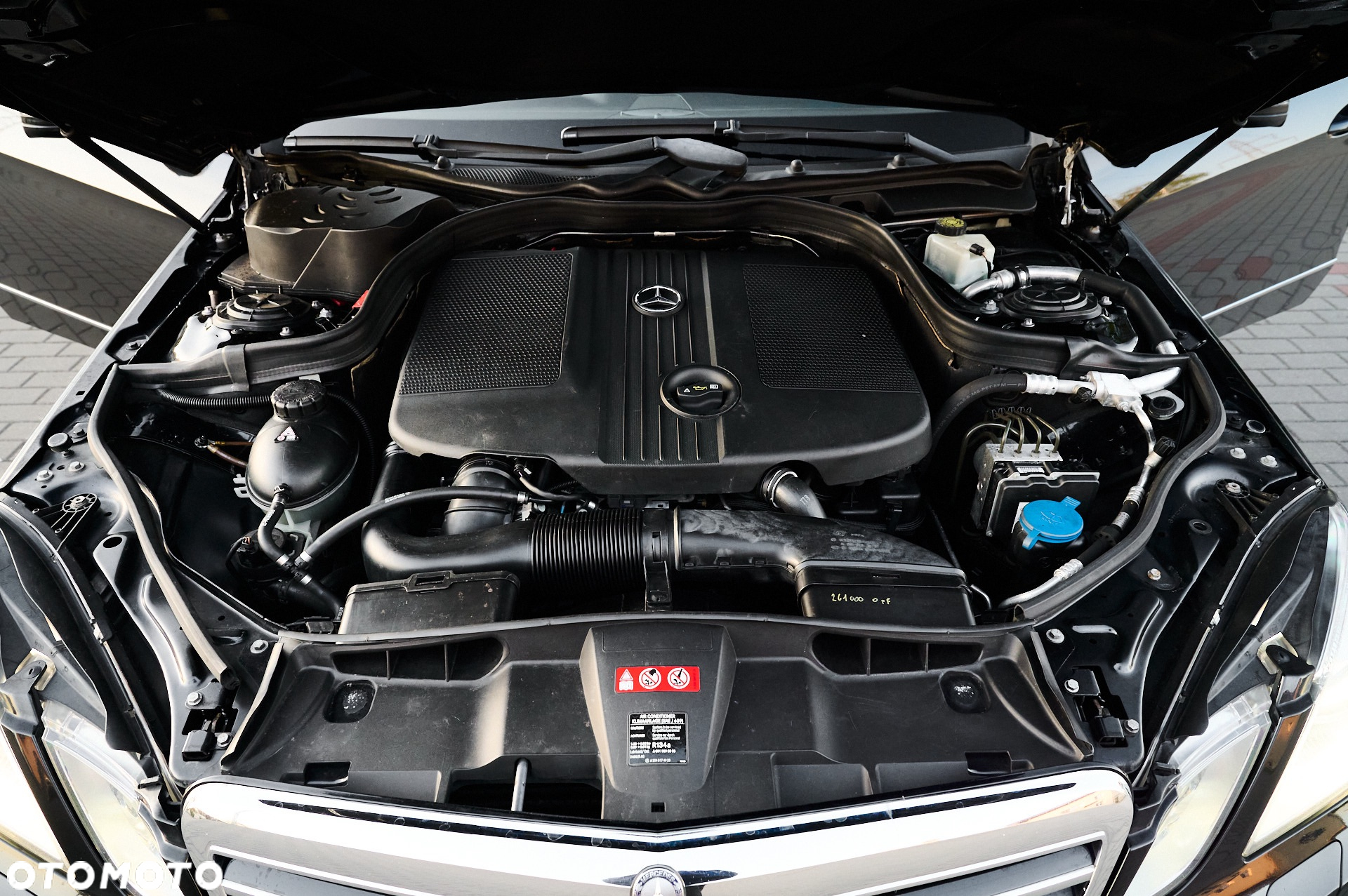 Mercedes-Benz Klasa E 200 BlueTEC 7G-TRONIC Avantgarde - 19