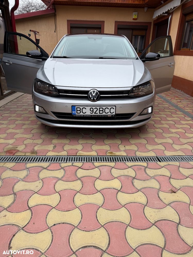Volkswagen Polo - 2