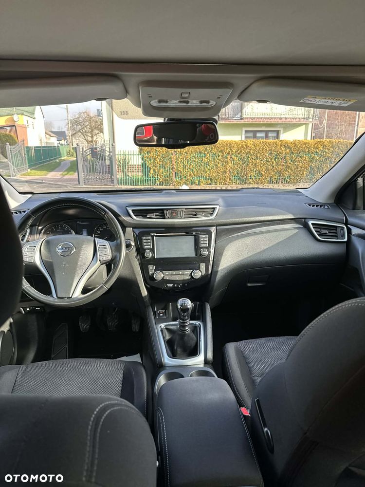 Nissan Qashqai 1.2 DIG-T N-Vision EU6 - 10