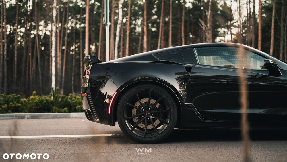 Chevrolet Corvette - 5
