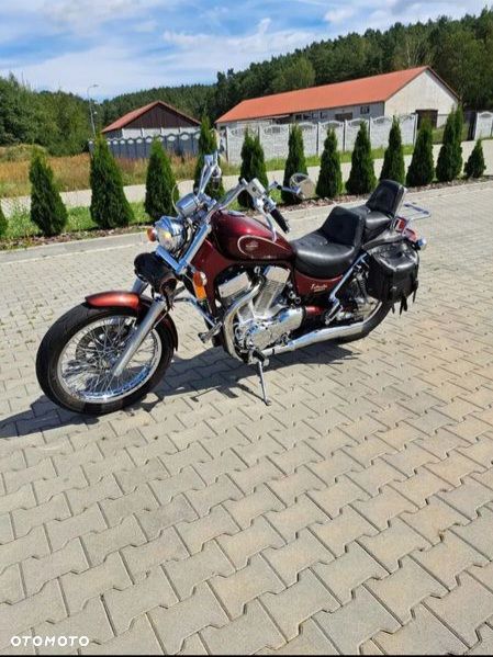 Suzuki Intruder - 1