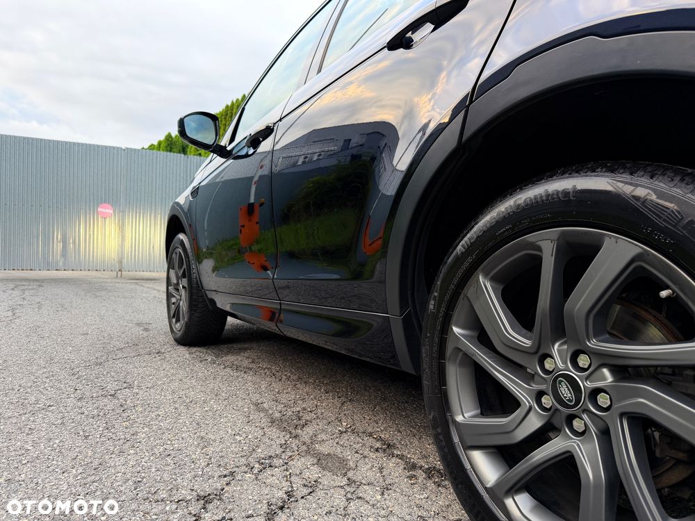 Land Rover Discovery Sport TD4 HSE Luxury - 40