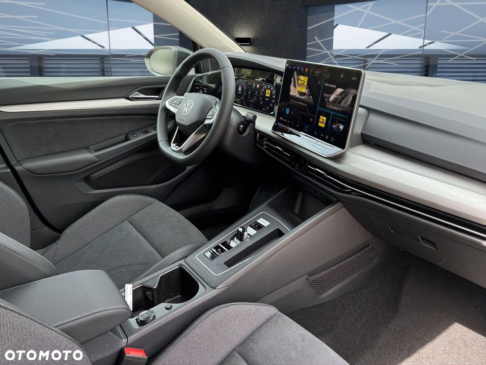 Volkswagen Golf - 26