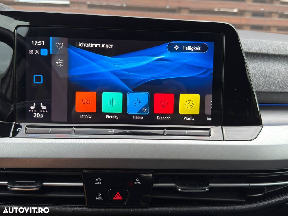 Volkswagen Golf 2.0 TDI SCR Life - 25