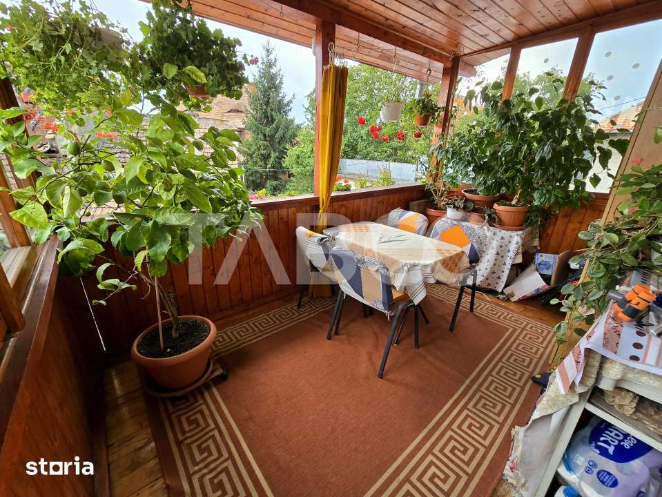 Apartament decomandat 4 camere 130mpu pivnita acces auto Orasul de Jos — fotografia 3