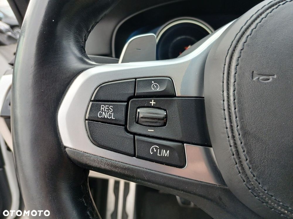 BMW Seria 5 540i xDrive M Sport sport - 14