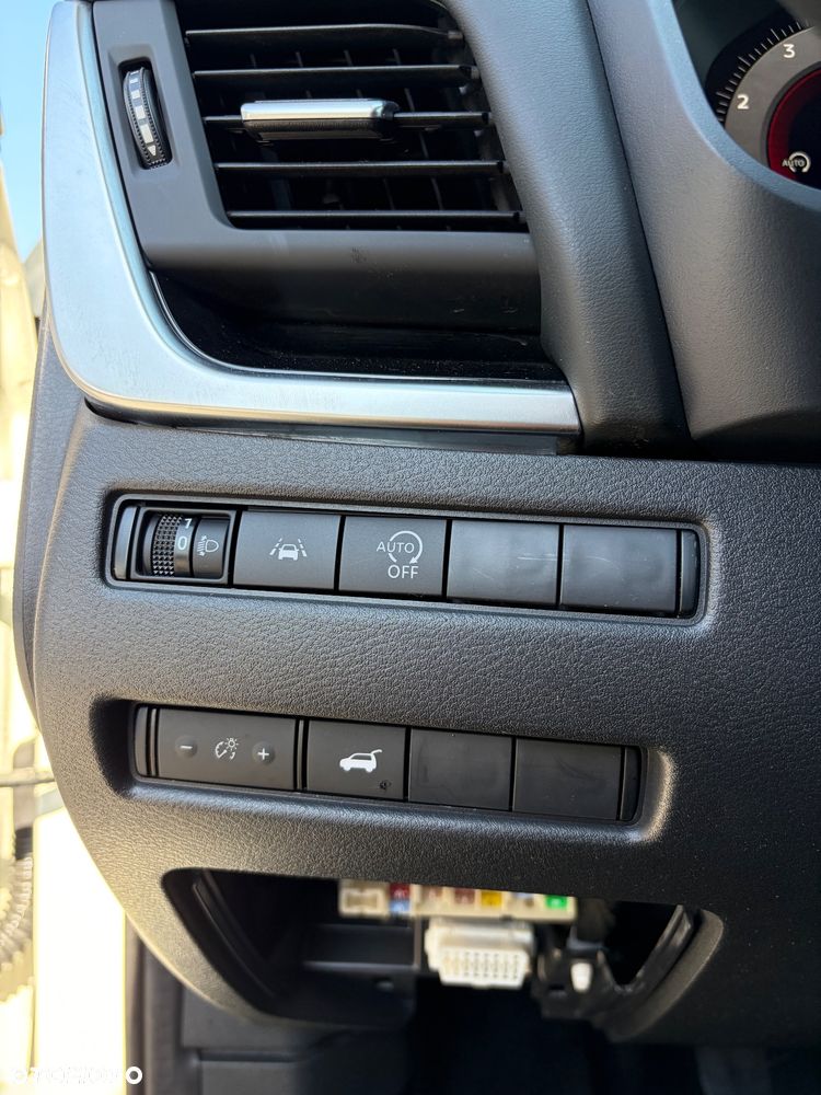 Nissan Qashqai 1.3 DIG-T MHEV N-Connecta - 18