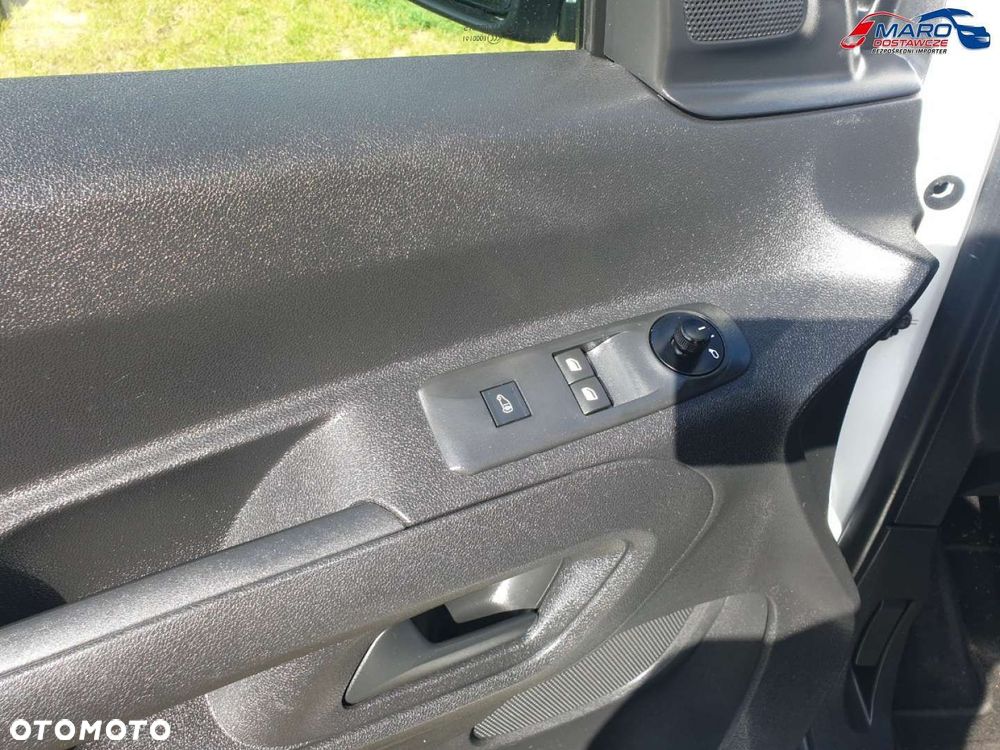 Opel COMBO ZABUDOWA WARSZTATOWA - 23